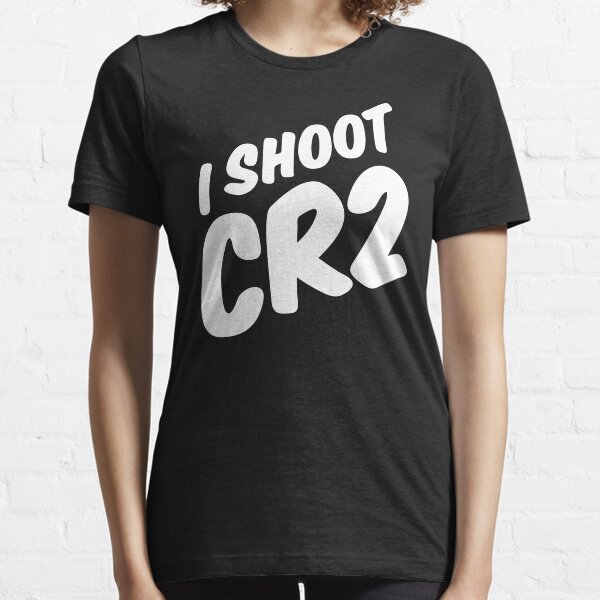 I shoot CR2 Essential T-Shirt