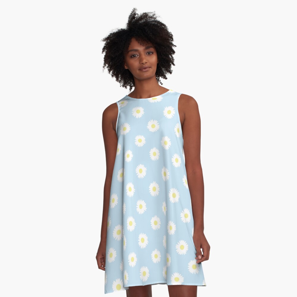 Vista previa del artículo con la obra «Vestido acampanado», diseñado y vendido por candymoondesign.