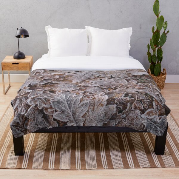Frosted Autumn Oak Leaves Throw Blanket