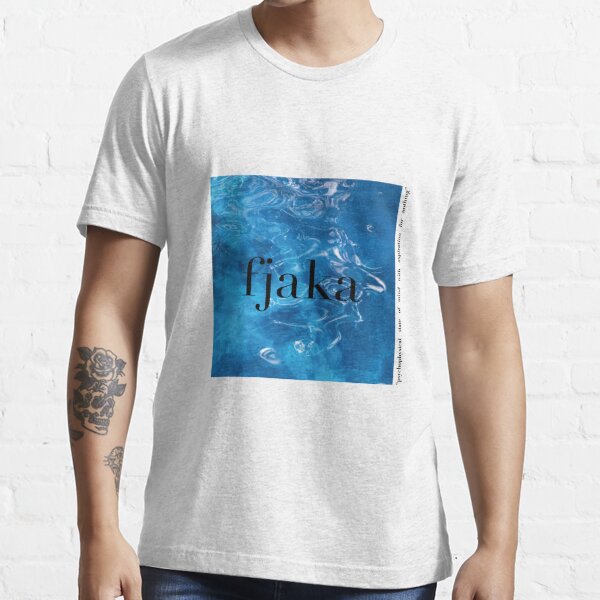 PHRASE / CROATIA Essential T-Shirt