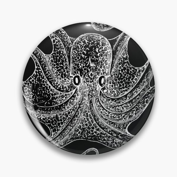 Artikelvorschau, Sea Life 1 - Vintage Octopus Sea Kreatur Kraken Schwarz und Weiß entworfen und verkauft von Quirkle Berry.