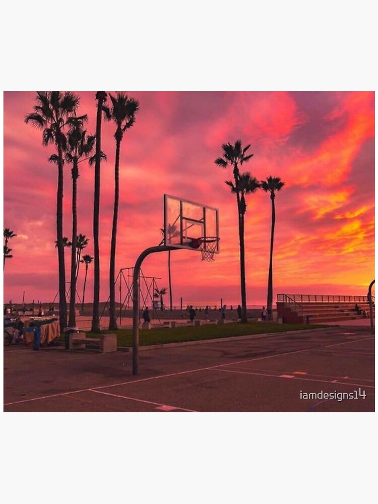 Discover Basketballground And Purple Sunset Tapestry