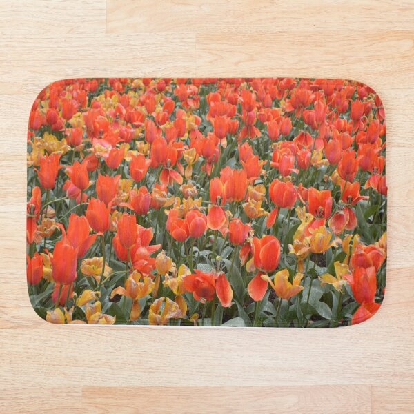 Item preview, Tulipanes de Nueva Zelanda designed and sold by Esther Evans.
