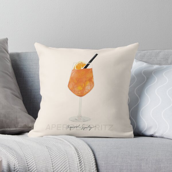 https://ih1.redbubble.net/image.1616659660.0855/throwpillow,small,600x-bg,f8f8f8-c,0,120,600,600.jpg