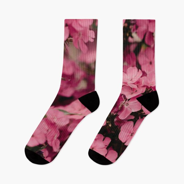 Artikelvorschau, Pinke Blumen entworfen und verkauft von ahmadshalqeh.