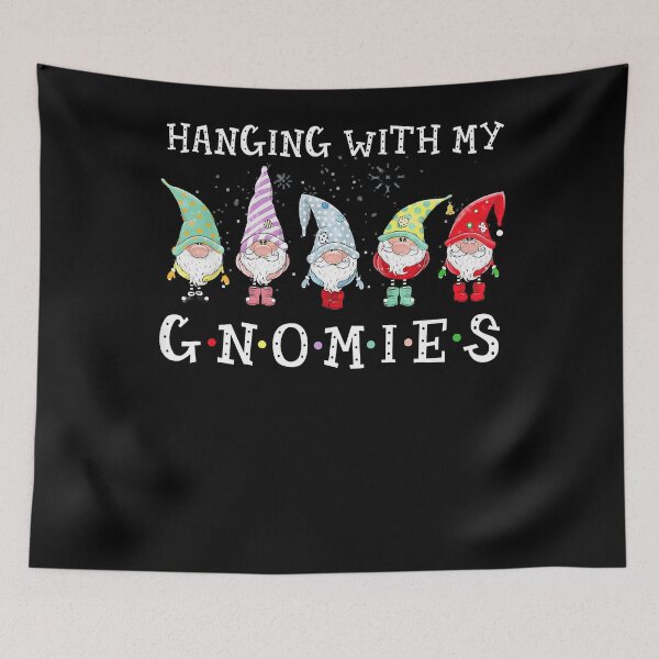 Artikelvorschau, Santa Gardening Gnome Christmas Tee, das mit meinen Gnomies hängt entworfen und verkauft von Linanaessens.