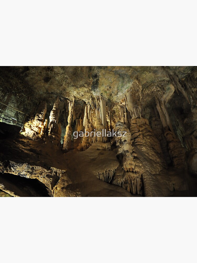 Inside the caves by gabriellaksz