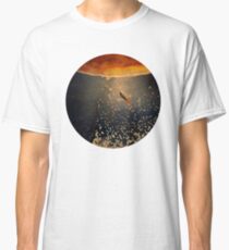 toward the sun Classic T-Shirt