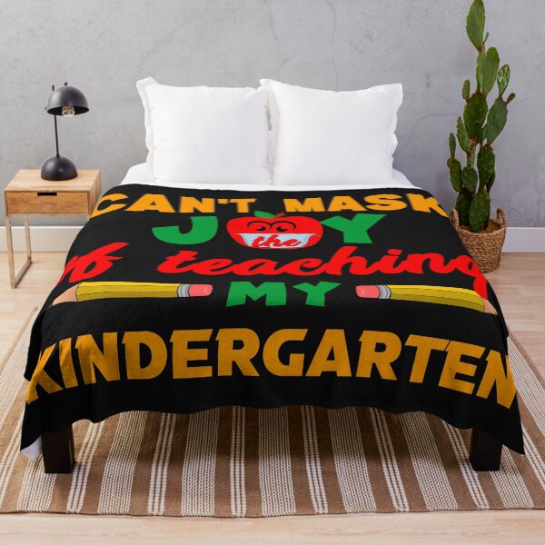 Item preview, No puedo ocultar la alegría de enseñar a mi jardín de infancia - Manzana roja con máscara y lápiz designed and sold by leo121687.