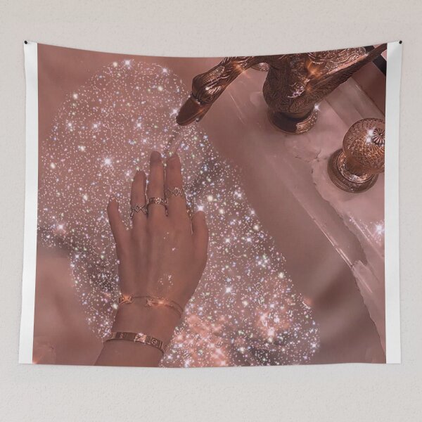 Aperçu de l'œuvre Esthétique Vintage Retro Glam Rose Gold Glittery Water créée et vendue par samararibas.