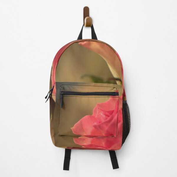 Artikelvorschau, Weiche rosa und weiße Rose, wie es ist entworfen und verkauft von Kim McClain Gregal.
