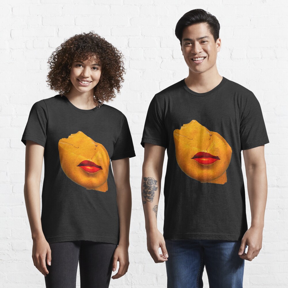 a queen lips Essential T-Shirt