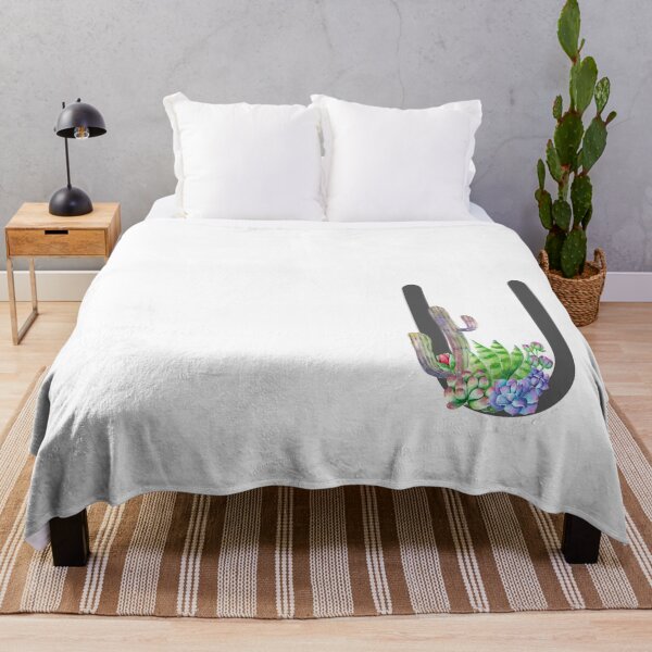 Aperçu de l'œuvre Personnalisé Succulent Cactus Monogramme Initial U créée et vendue par TheFamilyVan.