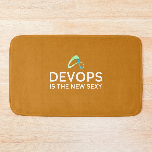 Aperçu de l'œuvre Devops est le nouveau sexy créée et vendue par aviationgeektee.