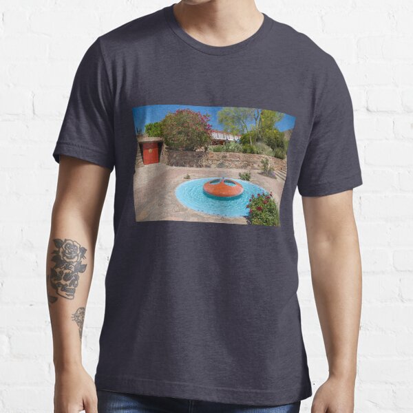 "USA. Arizona. Scottsdale. Taliesin West. Fountain." Tshirt for Sale