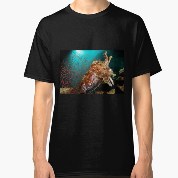 Broadclub Cuttlefish, Papua New Guinea Classic T-Shirt