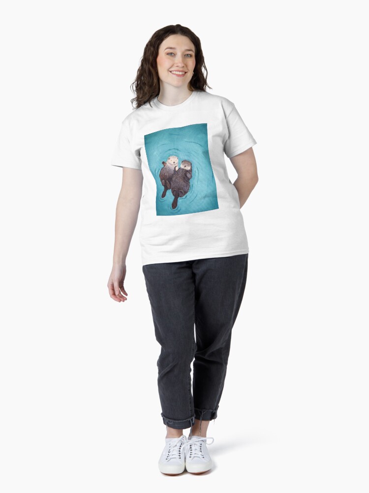 Thumbnail 4 von 7, Classic T-Shirt, Otterly Romantic - Die offiziellen Otter, die Hände halten designt und verkauft von wguineapigsfly.