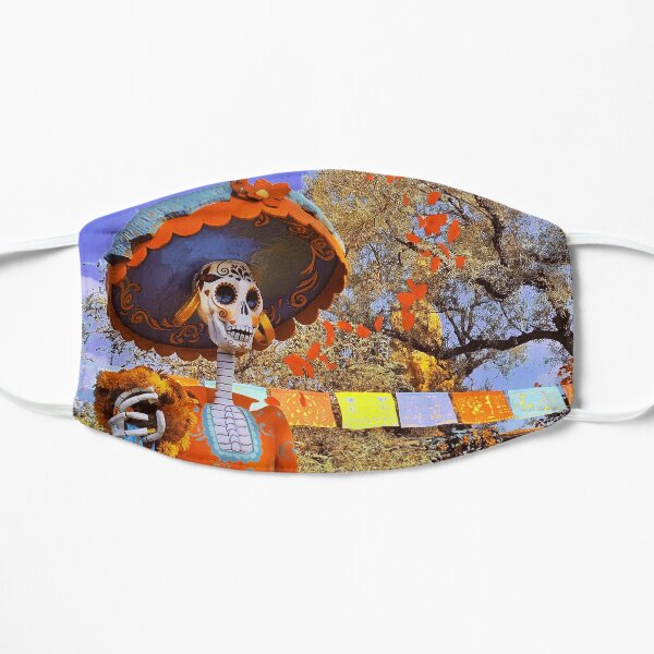 Coco Un Poco Loco Flat Mask