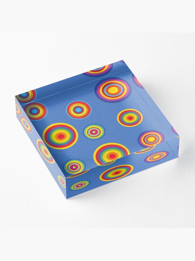 Alternate view of Esfera Acrylic Block