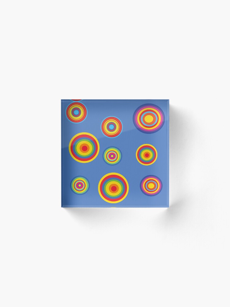 Alternate view of Esfera Acrylic Block