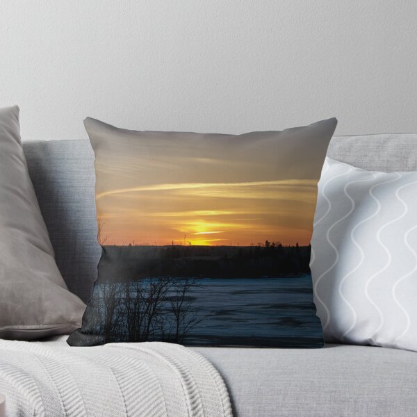 Aperçu de l'œuvre Le coucher du soleil. créée et vendue par CanadianWild418.