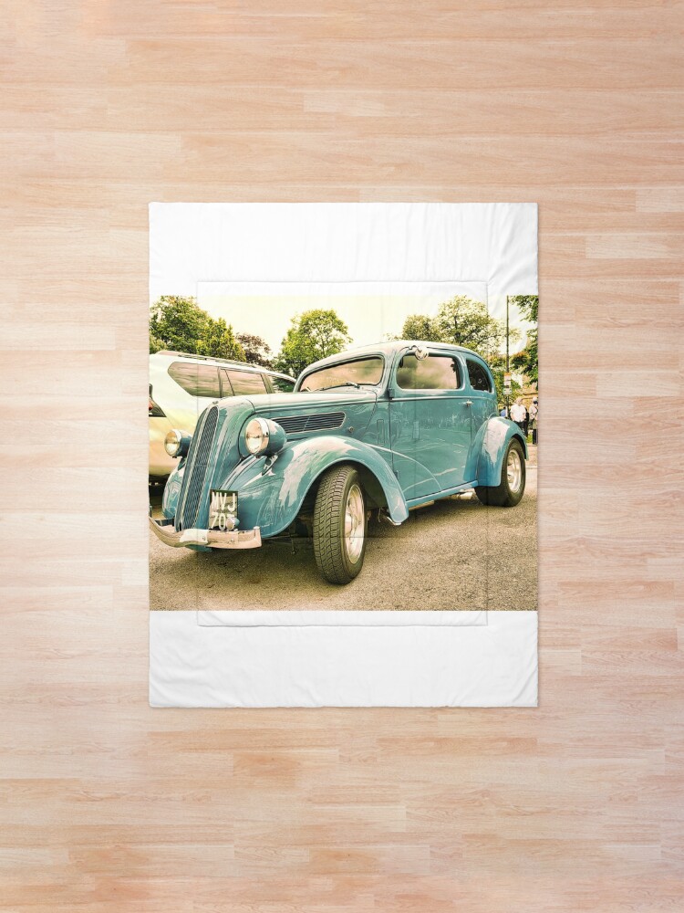 Alternate view of Vintage classic blue car in Cotsworld Comforter