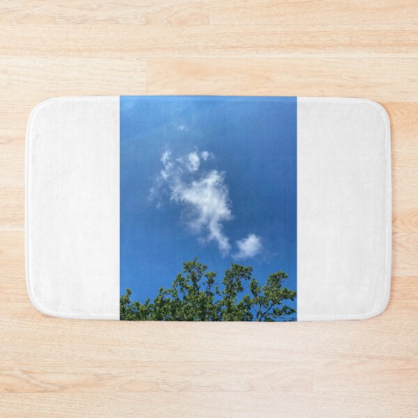 Artikelvorschau, Bewölkter Himmel in Schweden entworfen und verkauft von Smurfypixels.