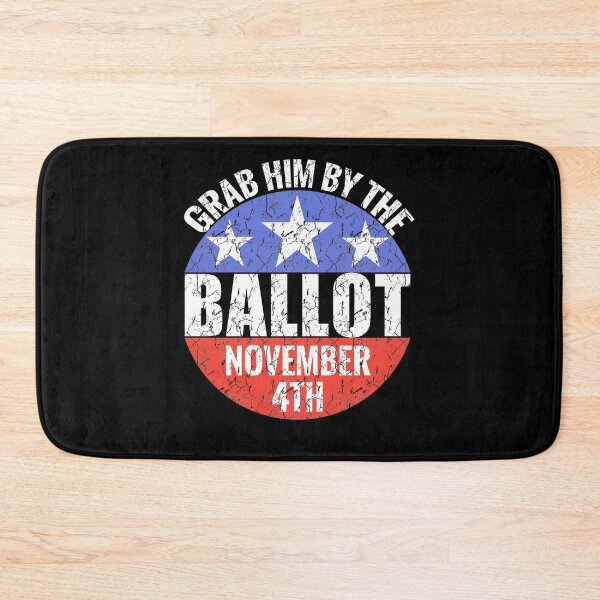 Aperçu de l'œuvre Attrapez-le par le bulletin de vote du 4 novembre 2020 Tshirt anti-Trump en détresse créée et vendue par KGN CREATIVITY.