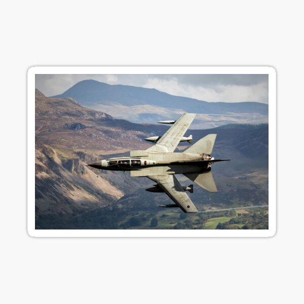 Vista previa del artículo con la obra «RAF Tornado en Mach Loop Gales», diseñado y vendido por deeve0.