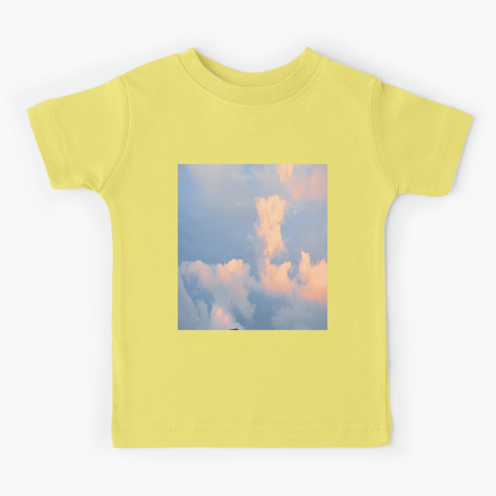 Aesthetic blue sky clouds | Kids T-Shirt