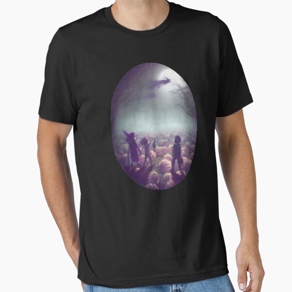 Pumpkin Patch Witches Flying Past Trick-Or-Treaters Essential T-Shirt