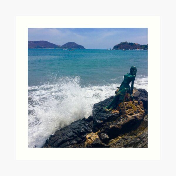 Zihuatanejo Breaking Waves Art Print