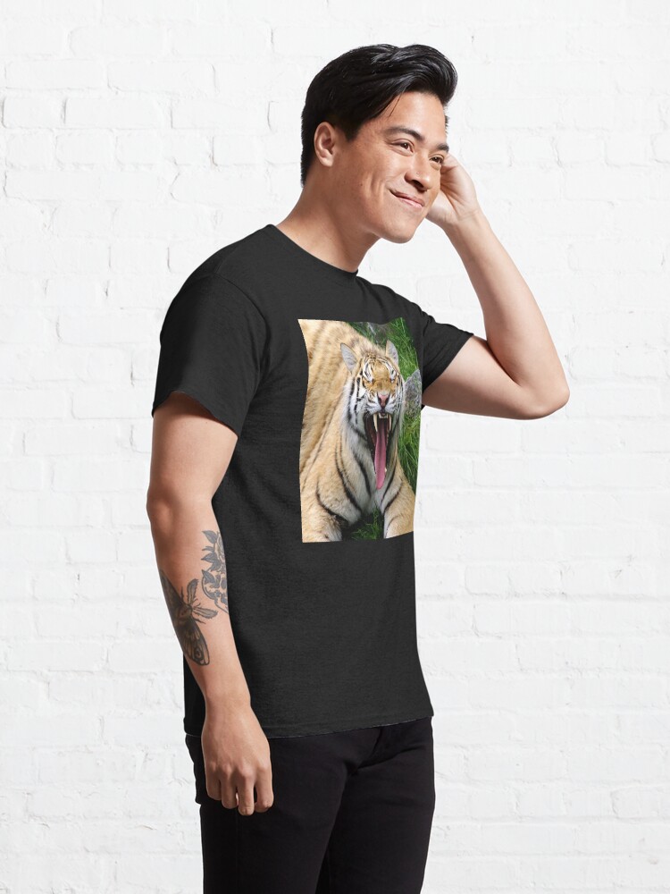 Alternate view of yawning tiger 1 Classic T-Shirt
