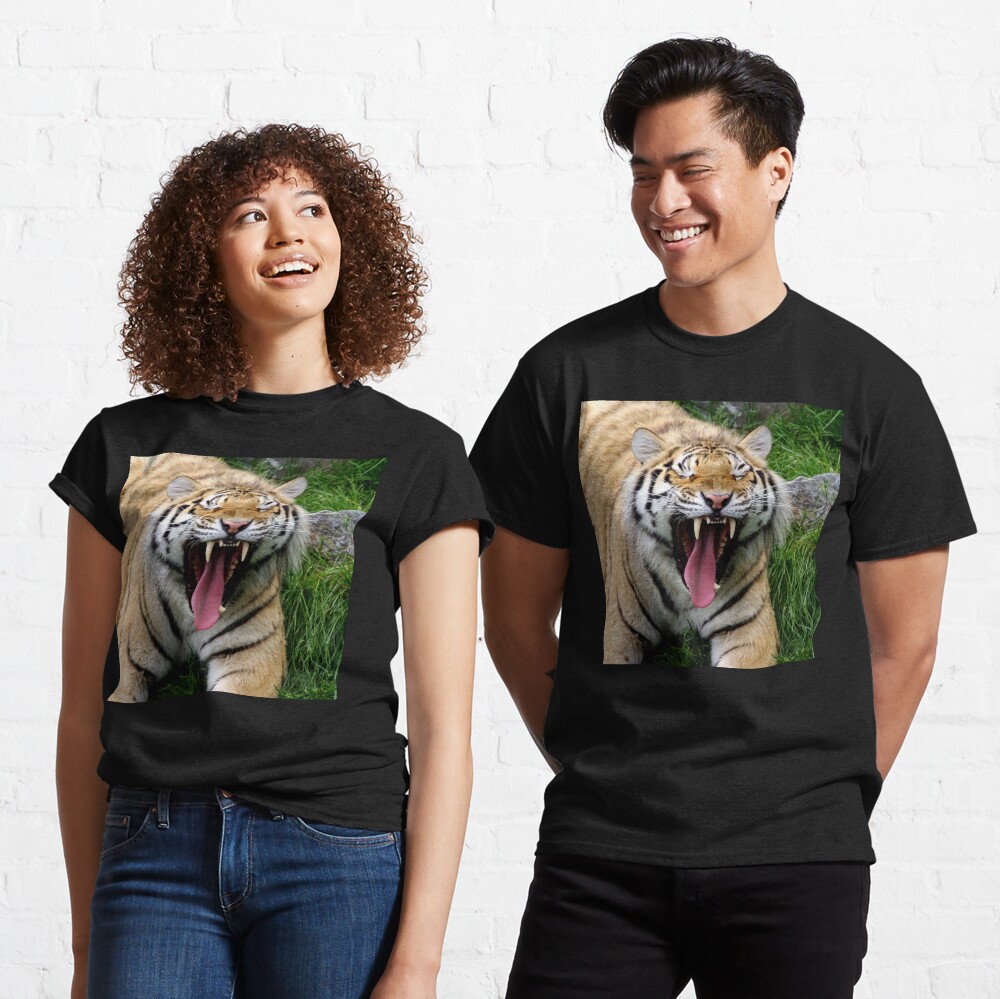yawning tiger 1 Classic T-Shirt