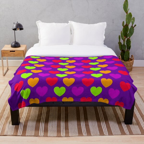 Item preview, Copia del diseño del patrón de corazón de color sobre fondo púrpura designed and sold by Stéphane  Thirion.