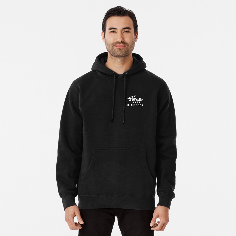 "SIGNATURE CHESTY” TEES/HOODIES Pullover Hoodie