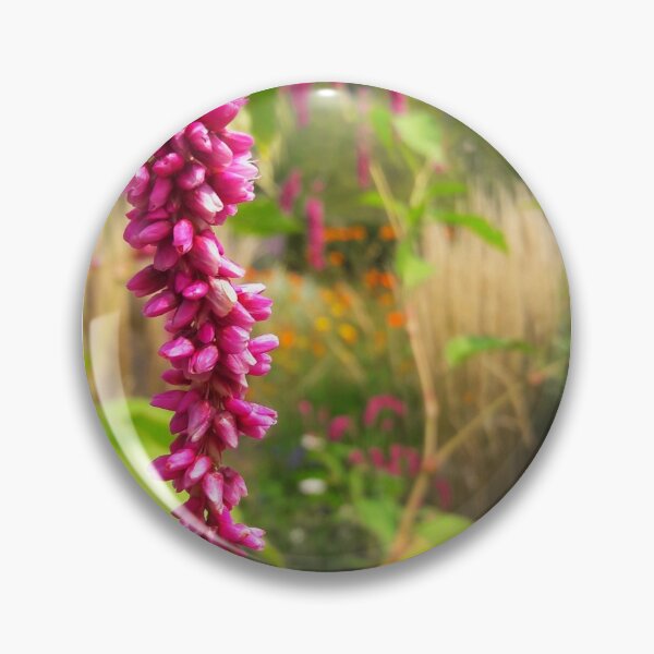 Artikelvorschau, Oriental Knotweed entworfen und verkauft von tomeoftrovius.