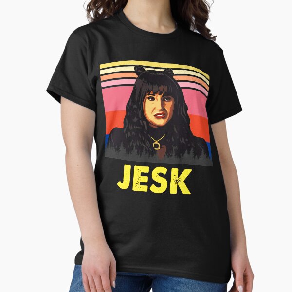 Aperçu de l'œuvre Nadja Jesk Ce que nous faisons dans l'ombre Cadeau de nouveauté drôle vintage pour les fans, pour hommes et femmes, cadeau pour le jour d'Halloween, Thanksgiving, le jour de Noël créée et vendue par EatalyHolding.