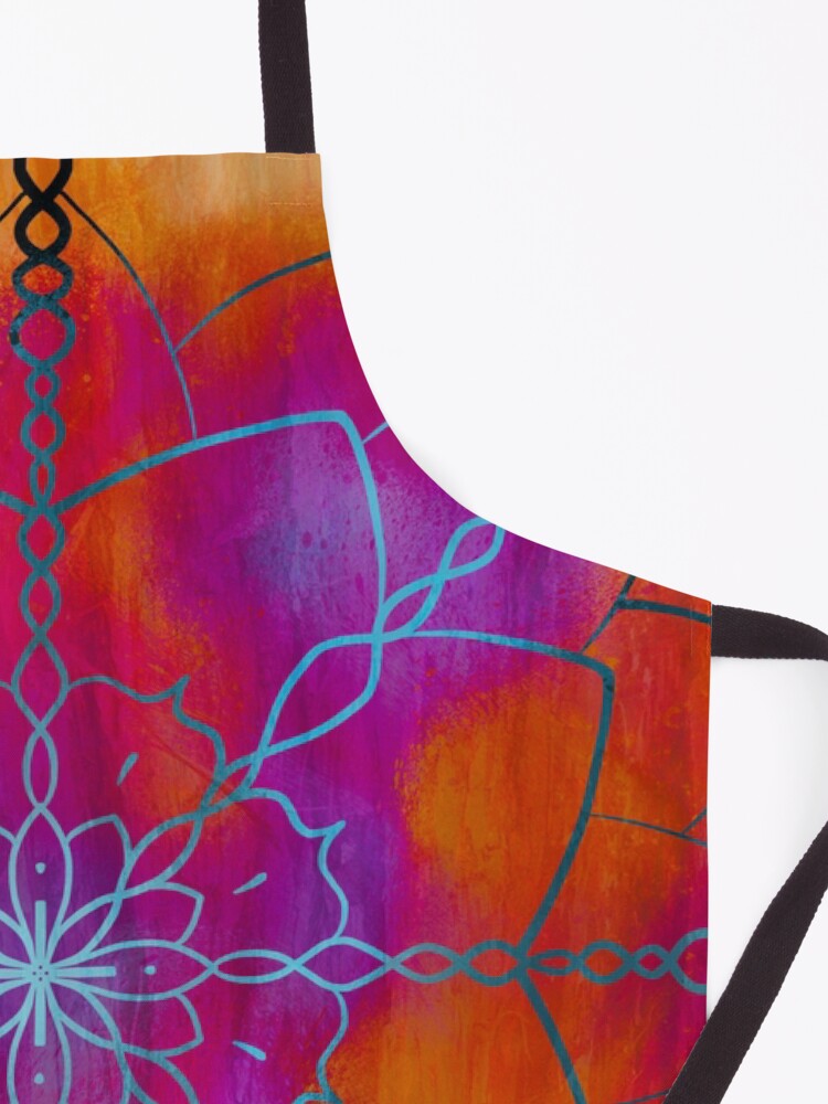 Alternate view of Chains of love Apron