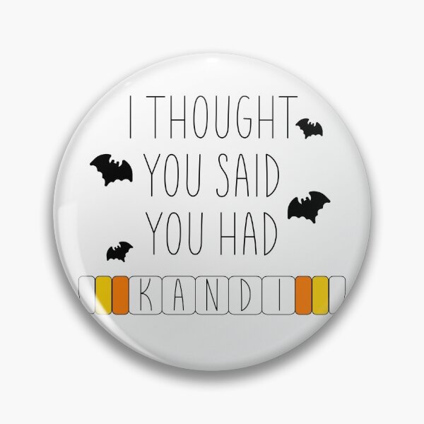 Aperçu de l'œuvre Halloween Kandi et les chauves-souris créée et vendue par Punderstandable.