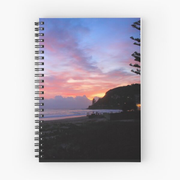 Artikelvorschau, Sonnenaufgang Burleigh Beach Queensland entworfen und verkauft von Nickie.