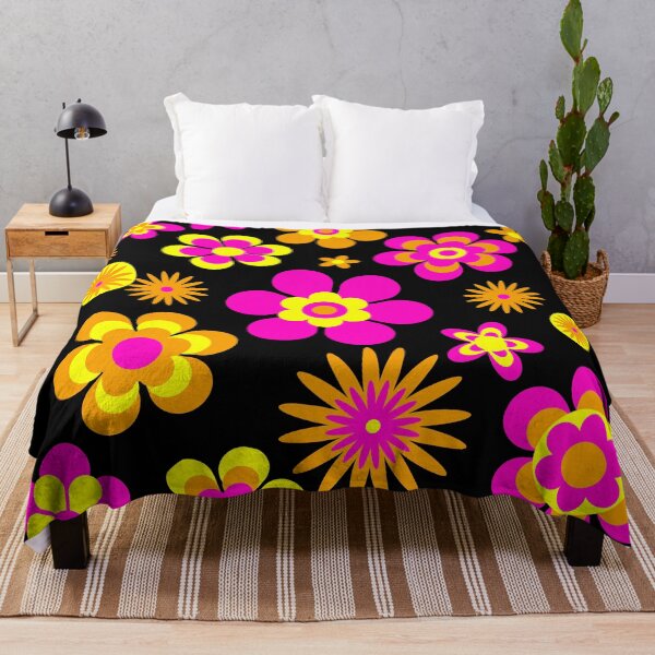 Item preview, Setenta Look Floral Pattern 3 Fondo negro designed and sold by Heatherian.