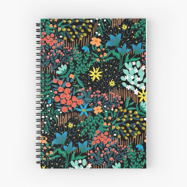 Item preview, Magia de verano: jardín nocturno designed and sold by Sarah Downen.