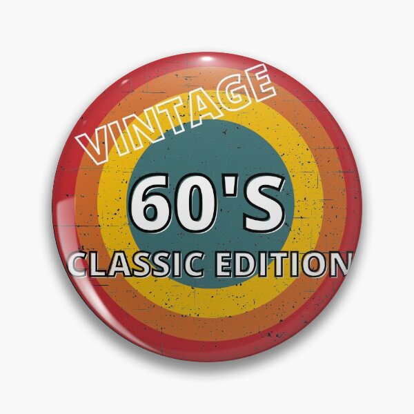 Aperçu de l'œuvre Vintage des années 60 Classic Edition Funny Tee Célébrez 5 décennies créée et vendue par TamiParrington.
