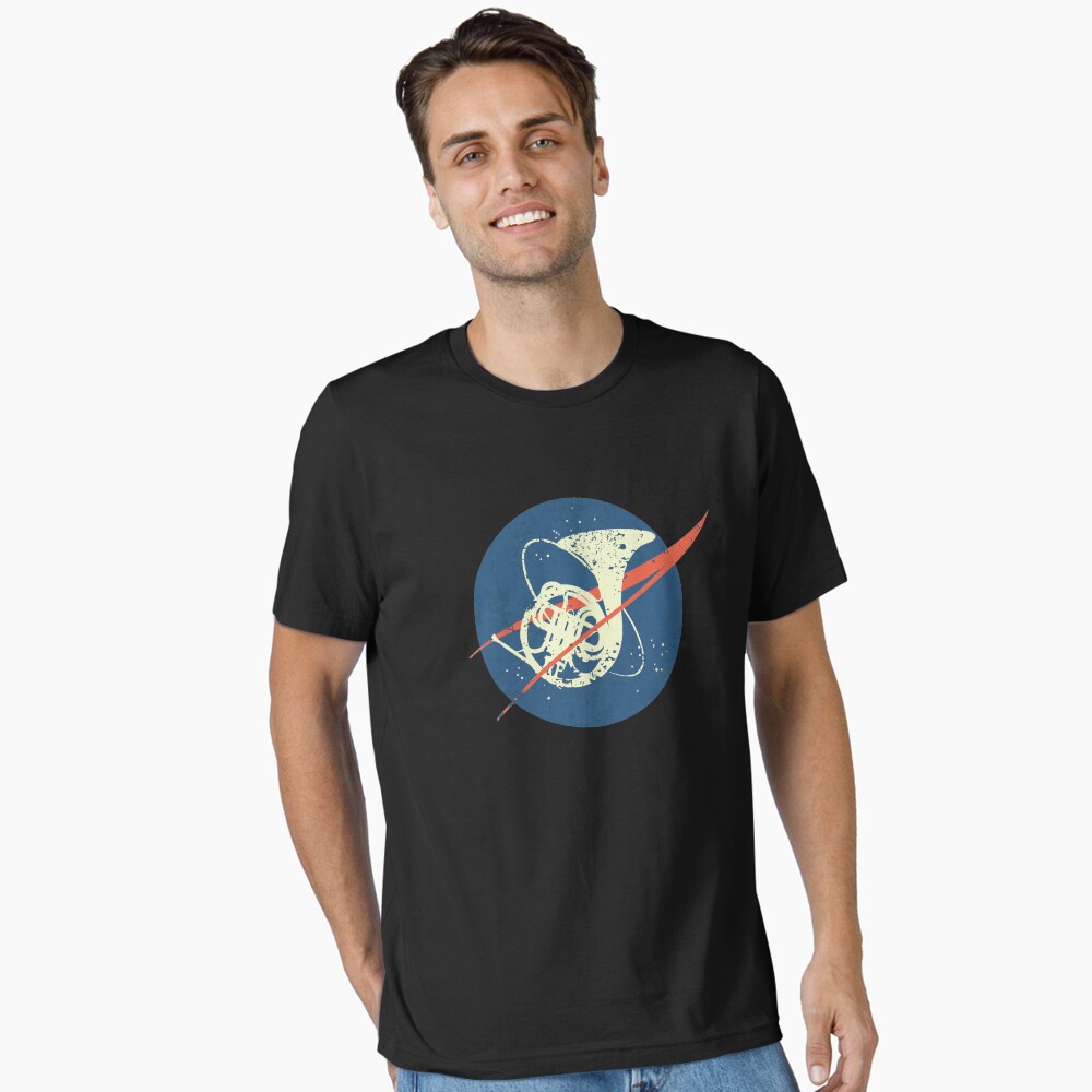 Artikel-Vorschau von Essential T-Shirt, designt und verkauft von orlumbuspirate.