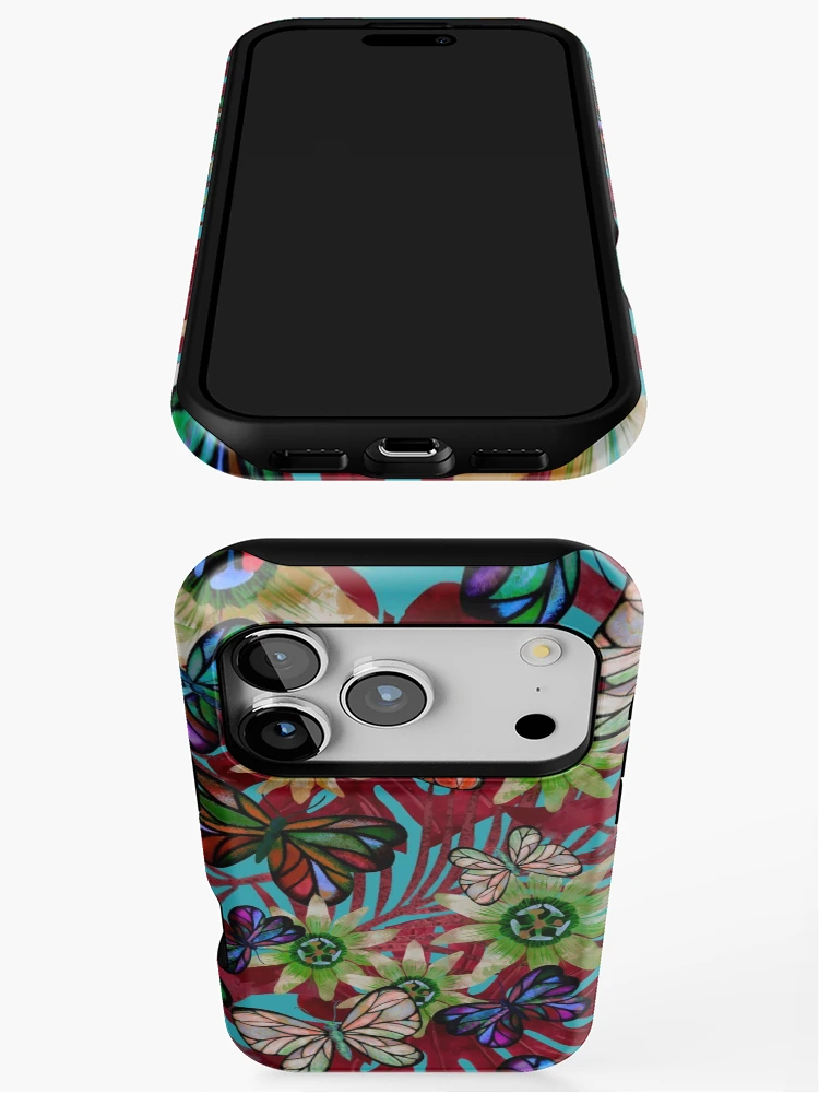 Aperçu 3 sur 4. Coque iPhone avec l'œuvre Jungle Fever Rouge créée et vendue par pixiepatterns.