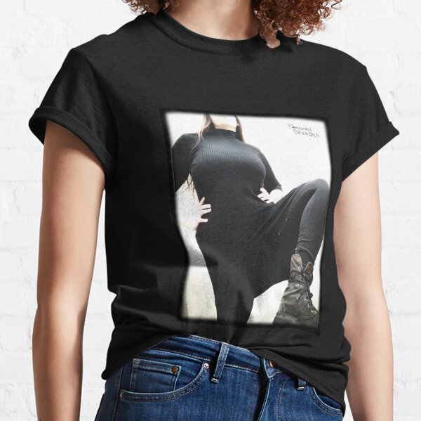Bow to Miss Greaves Classic T-Shirt