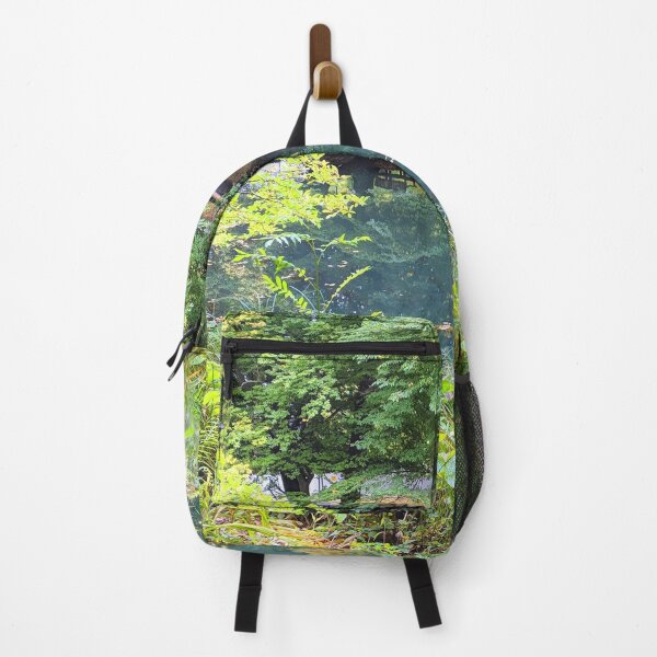 Aperçu de l'œuvre Joli lac dans les bois créée et vendue par Magic-Designs.