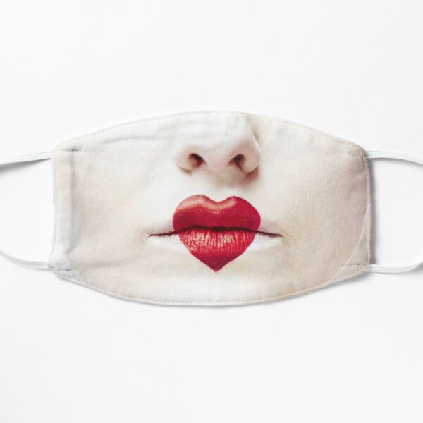 Queen Of Hearts Flat Mask