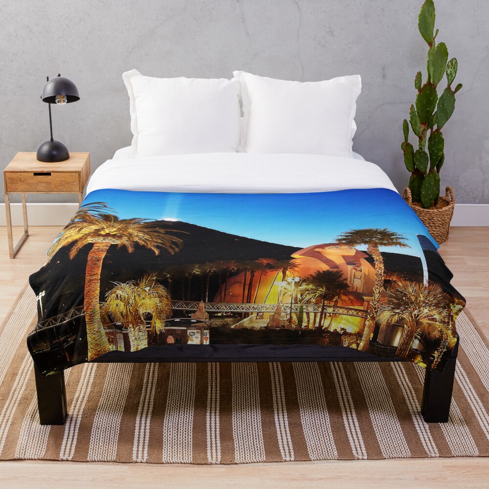 Luxor Pyramid And Sphinx Of Giza, Las Vegas Throw Blanket